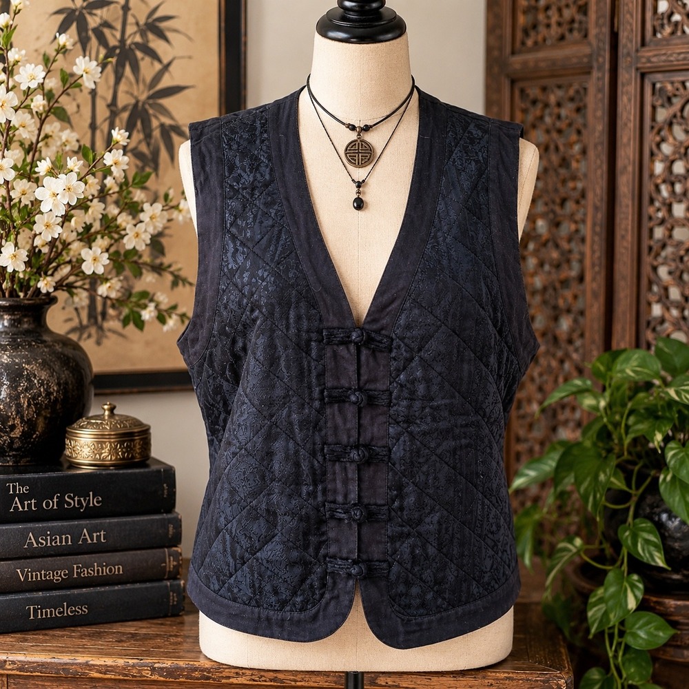 Vintage Worthington Black Quilted Vest Lg Frog Closure Asian Inspired Sleeveless